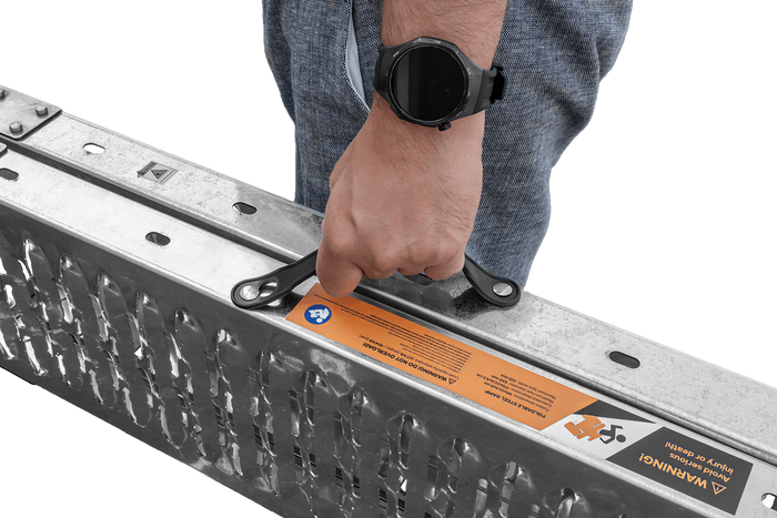 UNITRAILER ALR004 Klapprampen aus Stahl, Auffahrrampen für Anhänger, 170 cm, 454 kg, 2er-Set
